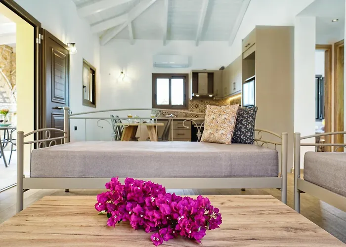 Astarte - Astra Private With Pool Vasilikí