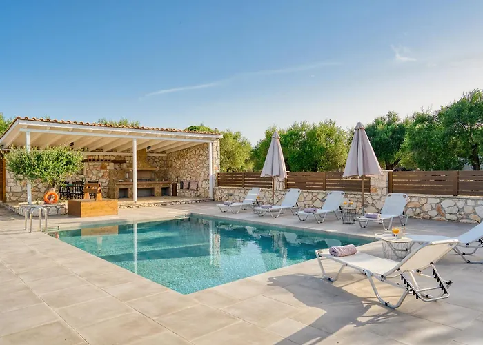 Astarte - Astra Private With Pool Vasilikí